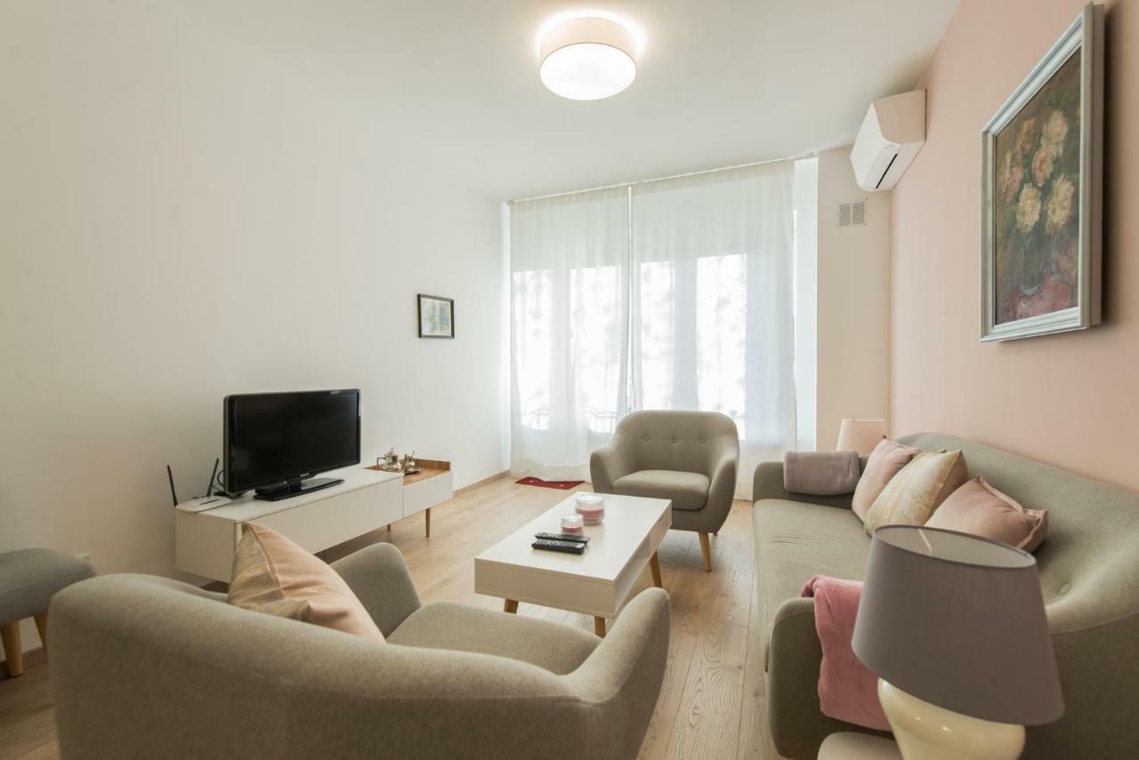 Chic And Spacious Apartment In Central Sofia - Patriarh Evtimiy By Flat Mаnager Sófia Exterior foto